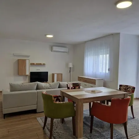 Apartman Milos - Centar Grada Free Parking Vranje Exterior photo